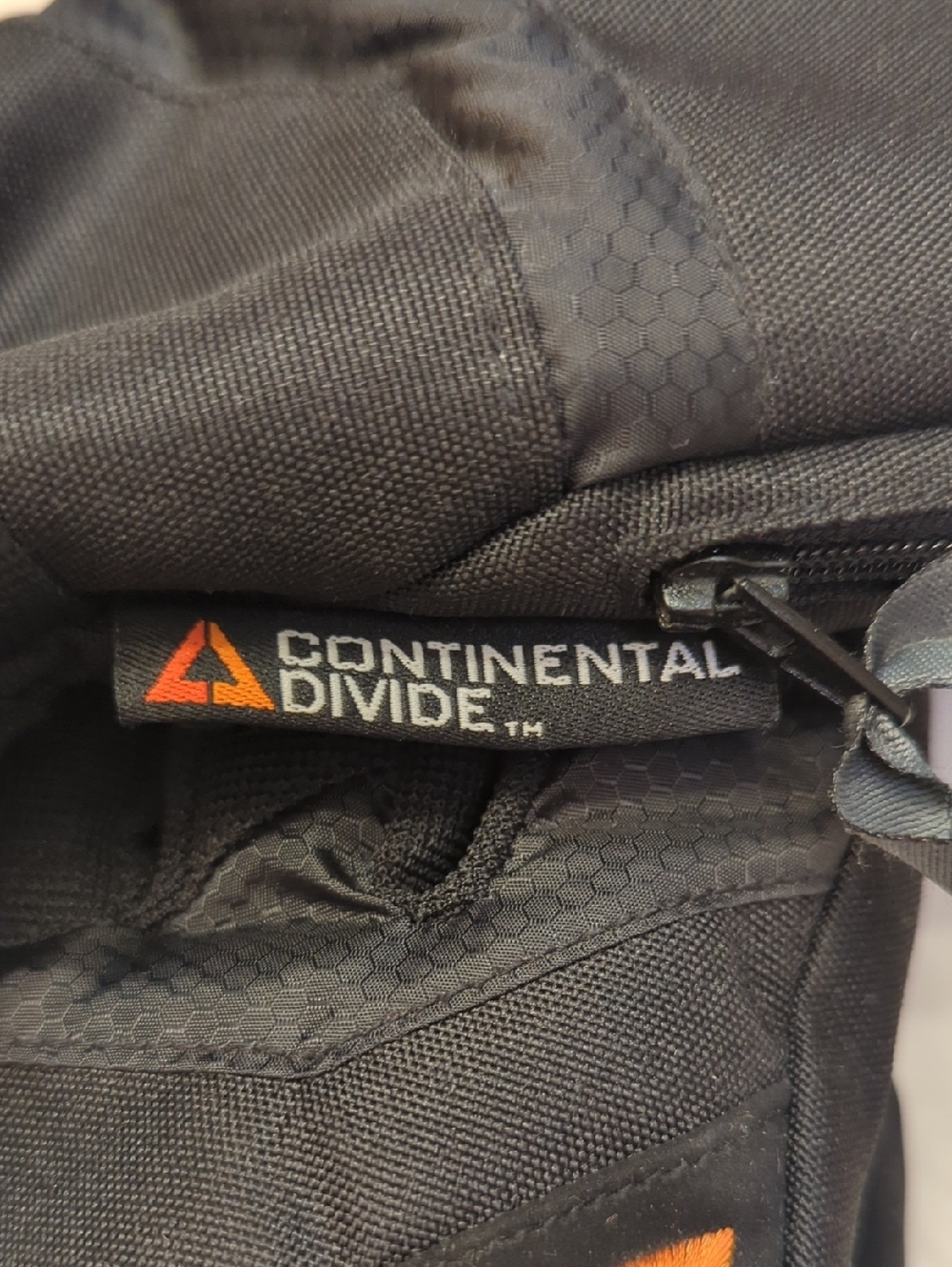 Continental Divide Gloves - Picture 2 of 7